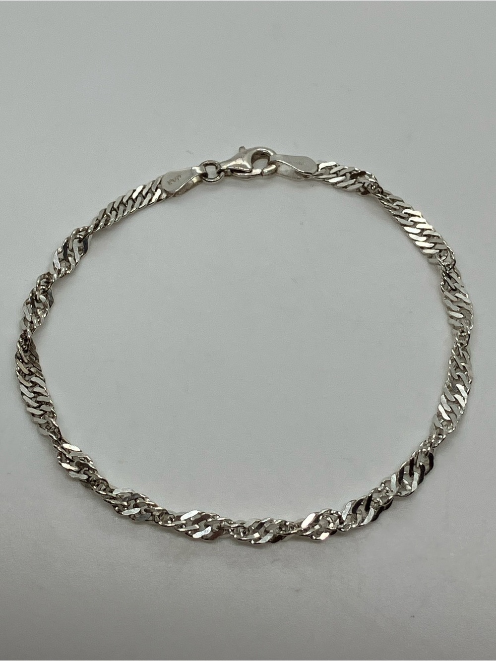 Vtg Sterling Silver Classic Minimalist Twisted Singapore Bracelet 7.3"